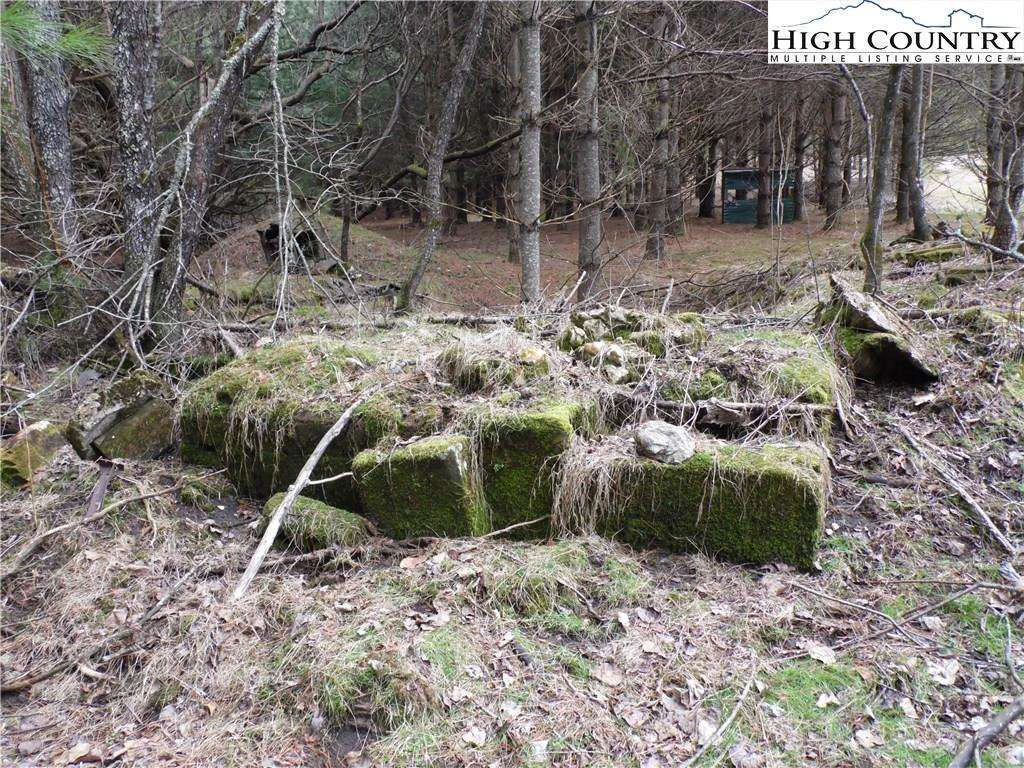 Image number 21 for the current listing