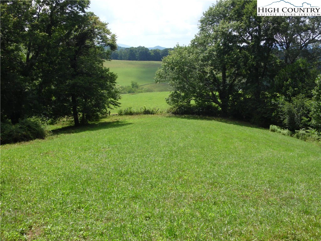 Image number 9 for the current listing