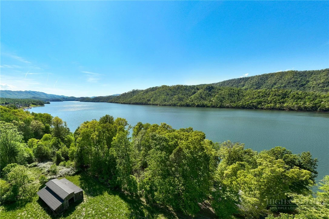 Image number 7 for the current listing