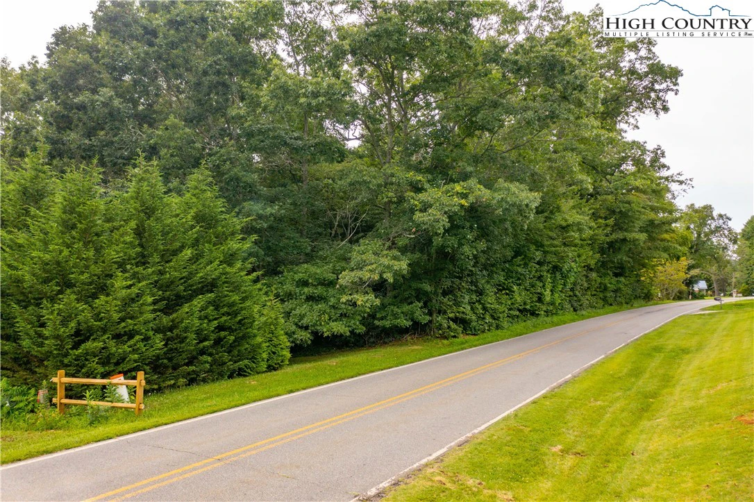 Image number 10 for the current listing