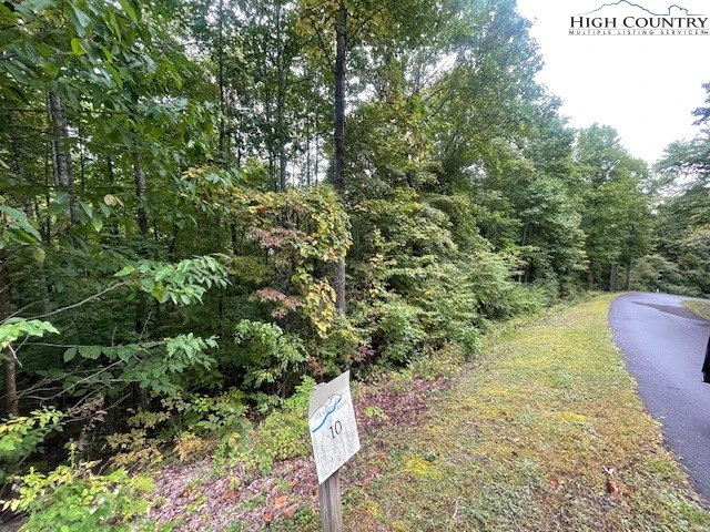 Image number 6 for the current listing