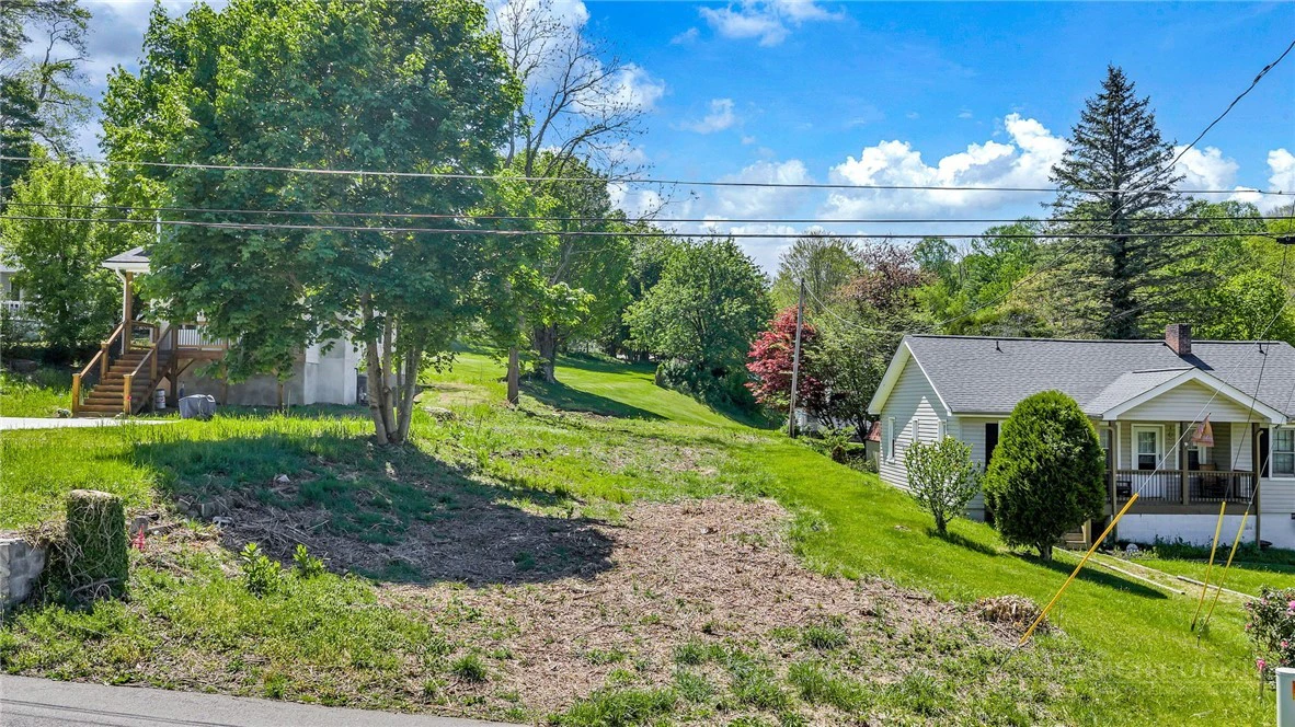 Image number 20 for the current listing