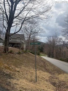 Image number 5 for the current listing