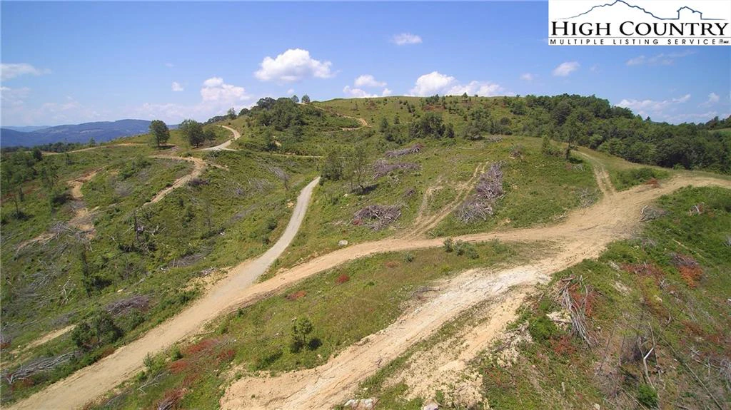 Image number 11 for the current listing