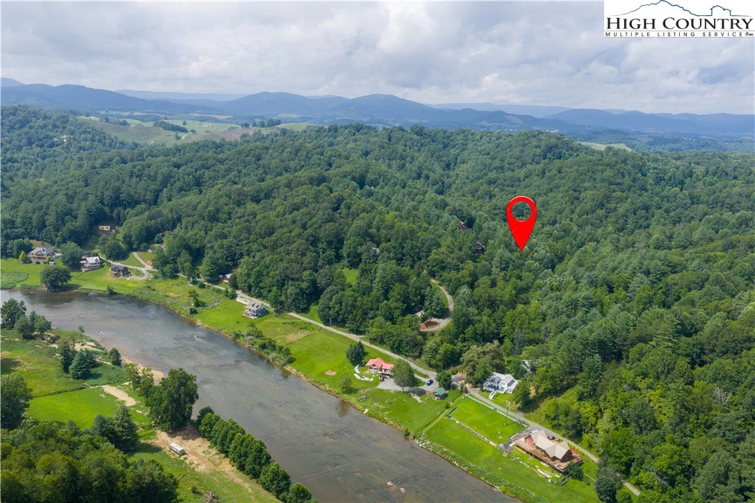 Image number 4 for the current listing