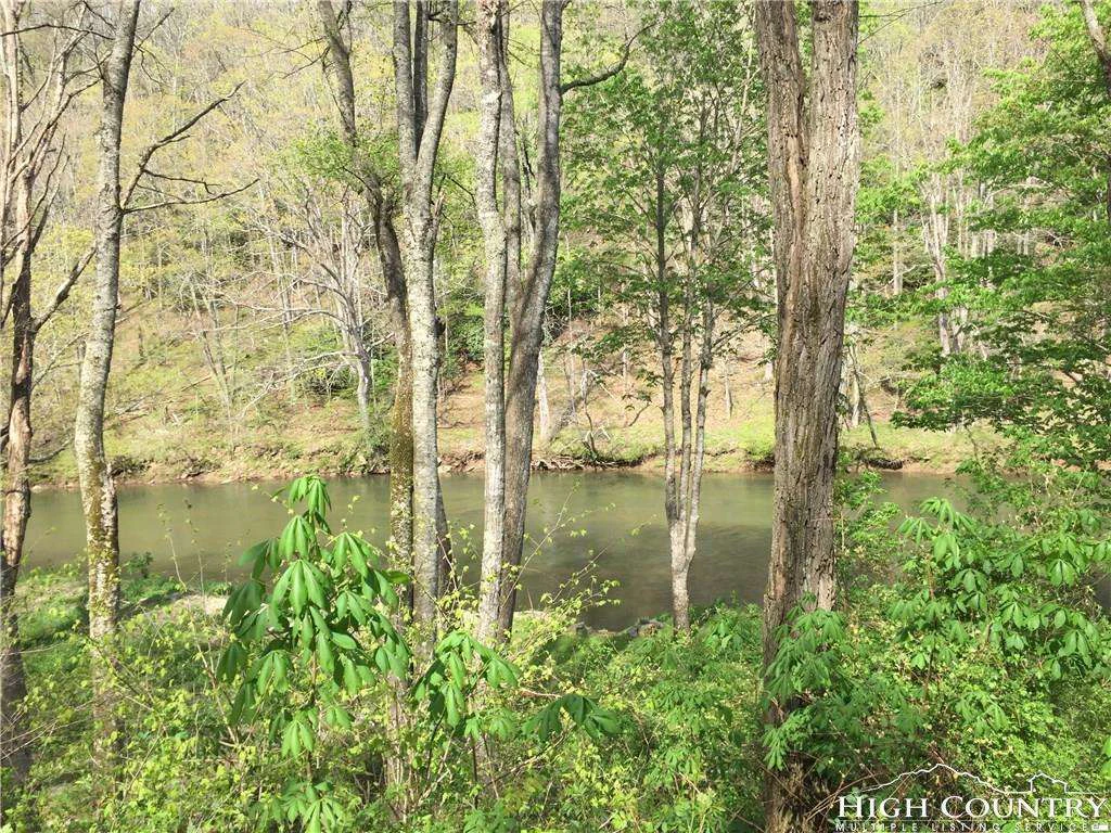 Image number 18 for the current listing
