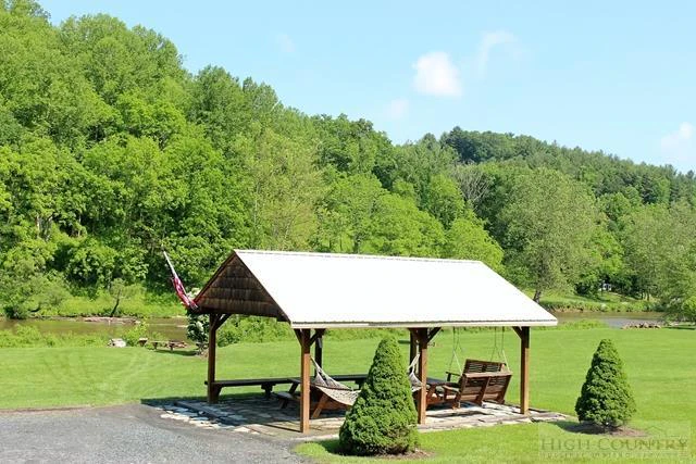 Image number 7 for the current listing