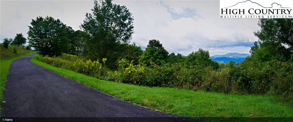 Image number 18 for the current listing