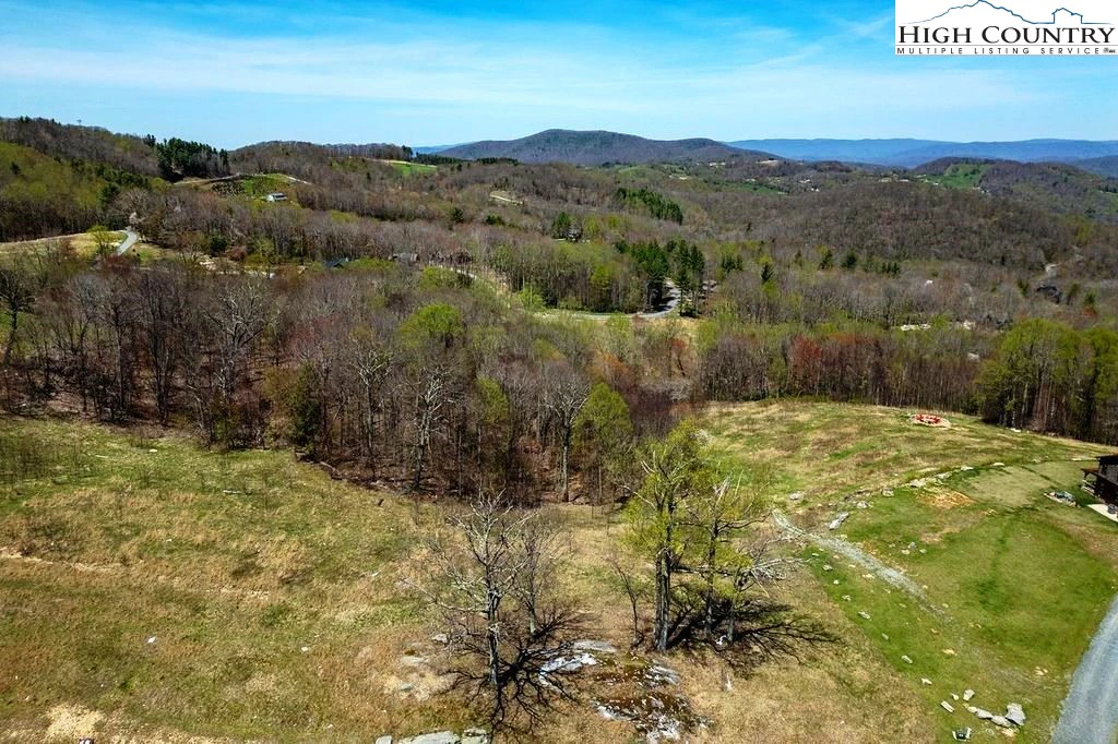 Image number 18 for the current listing