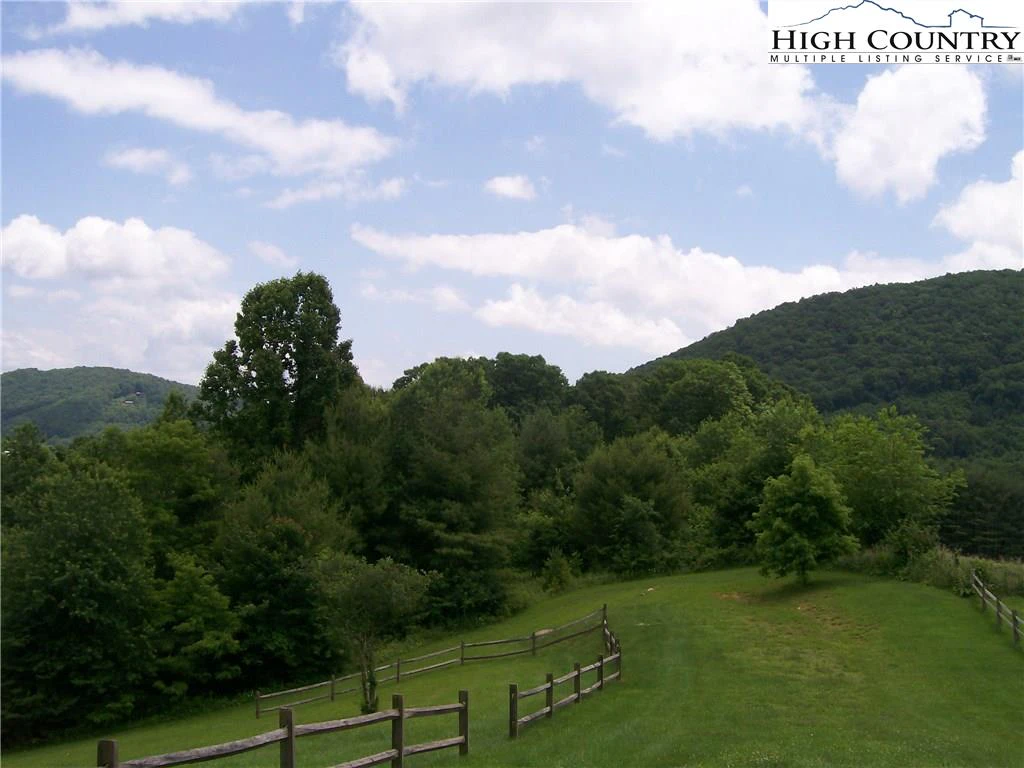 Image number 7 for the current listing