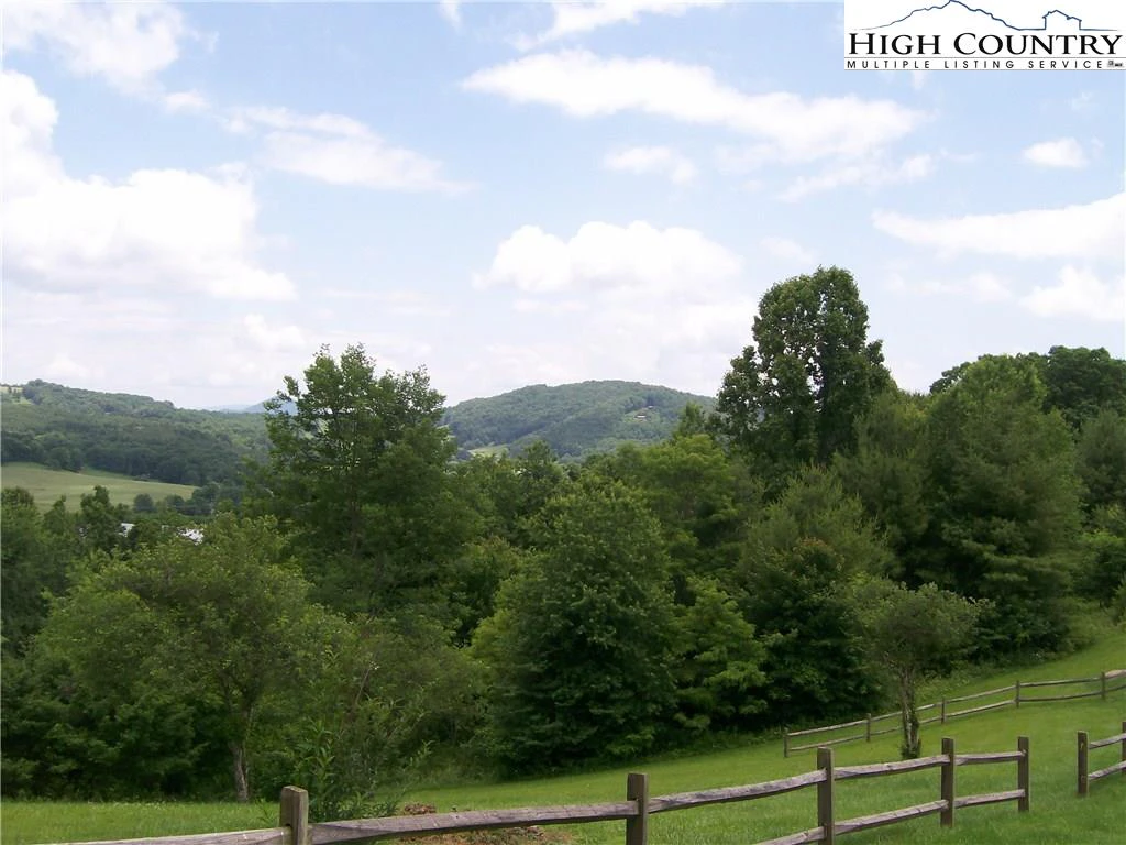 Image number 8 for the current listing