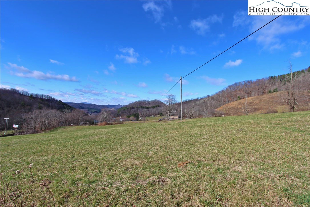 Image number 3 for the current listing