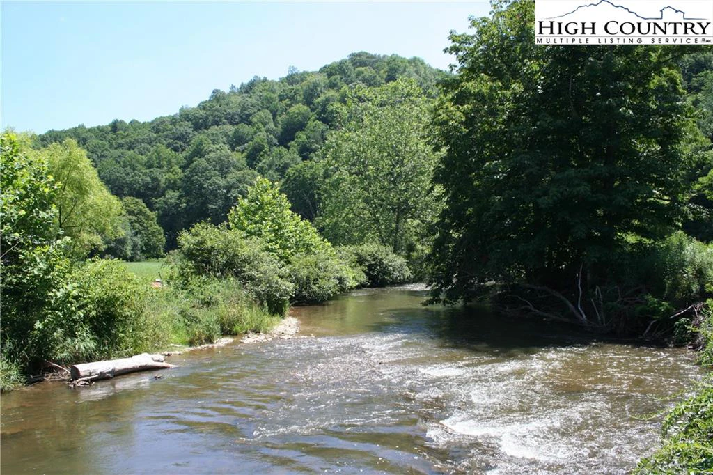 Image number 5 for the current listing