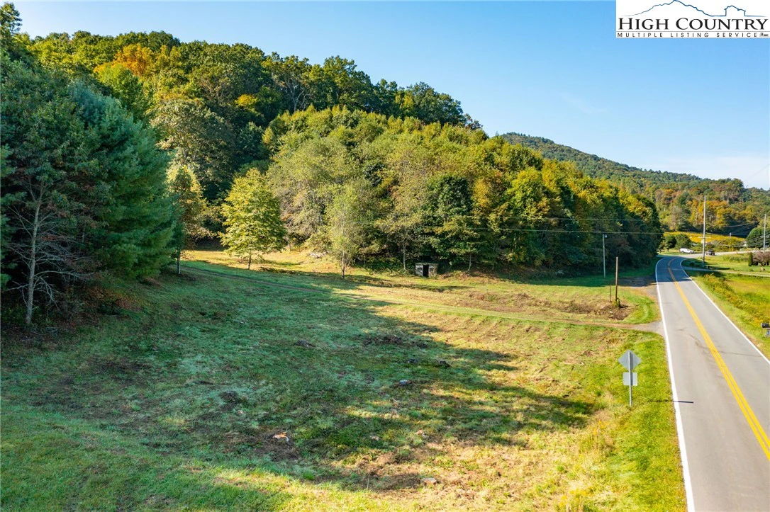 Image number 1 for the current listing
