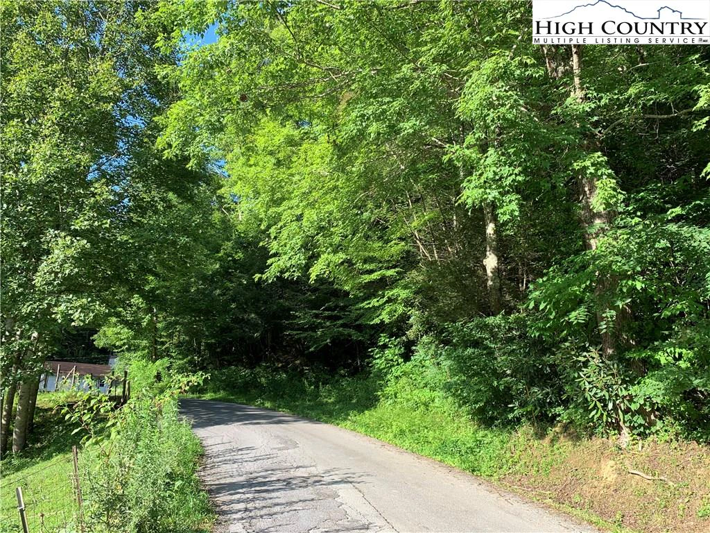 Image number 1 for the current listing