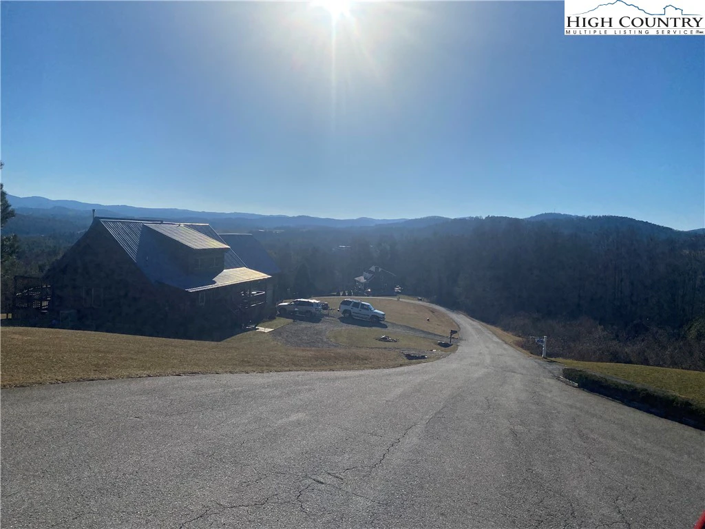 Image number 3 for the current listing