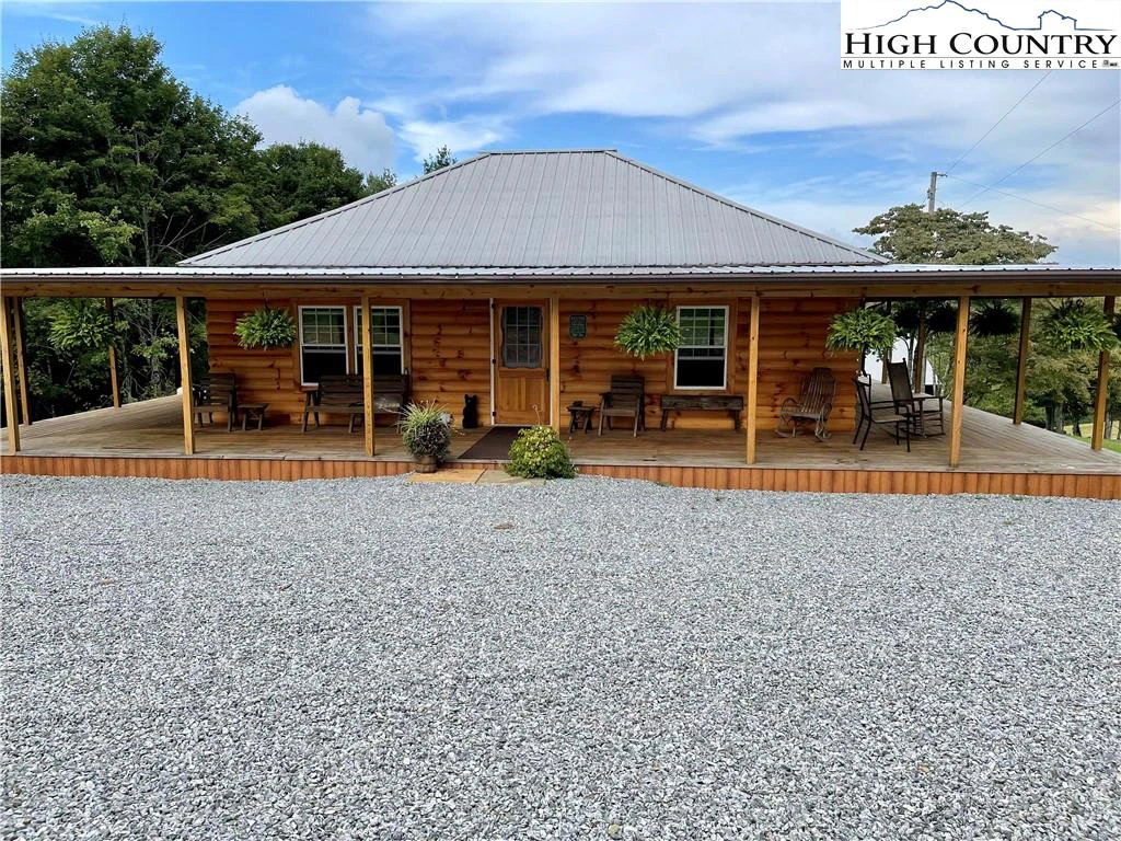 Image number 3 for the current listing