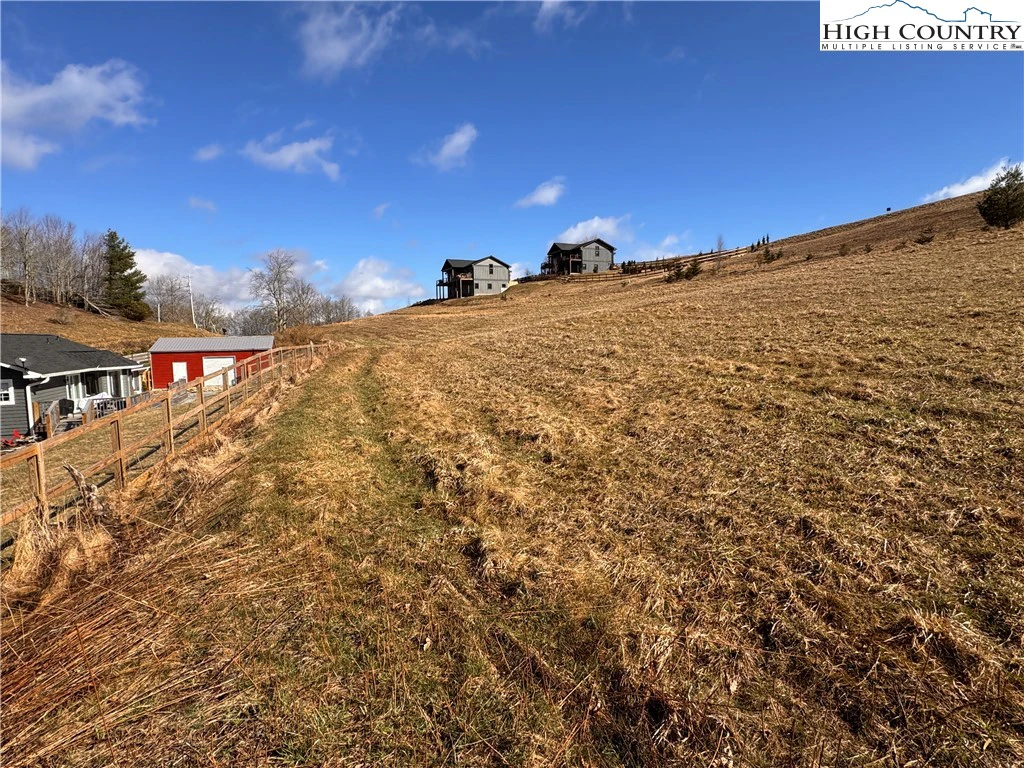 Image number 3 for the current listing
