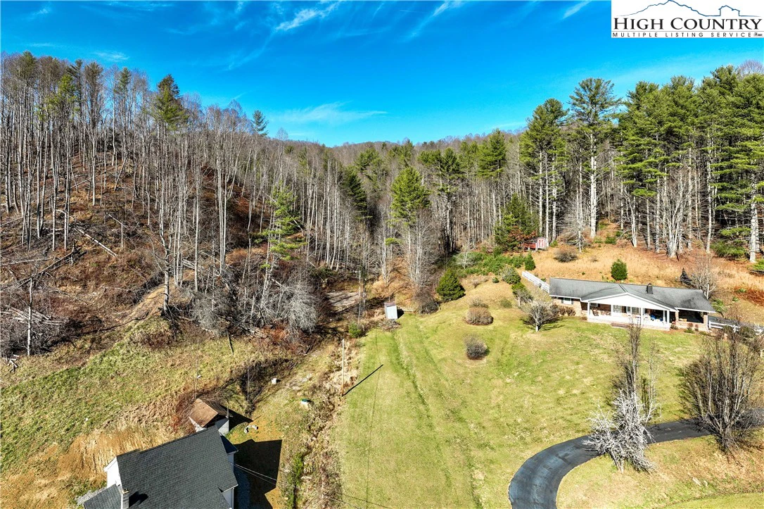 Image number 15 for the current listing