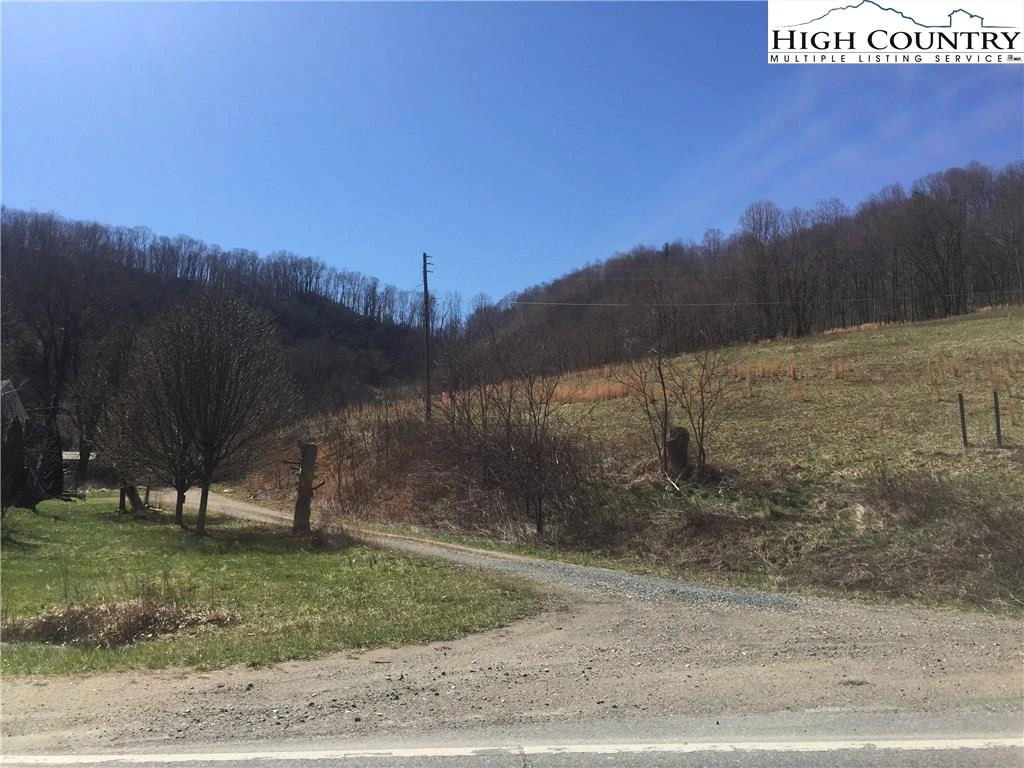 Image number 3 for the current listing