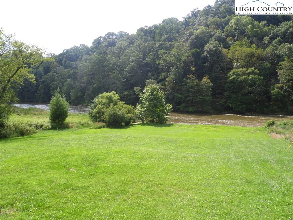 Image number 11 for the current listing