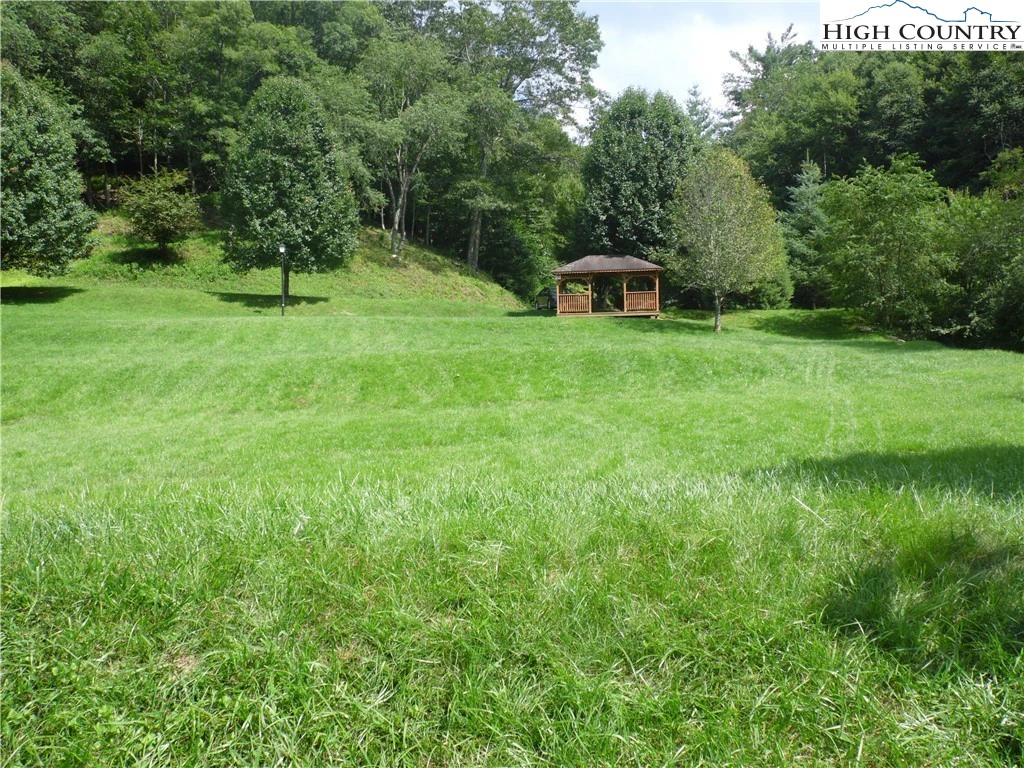 Image number 10 for the current listing