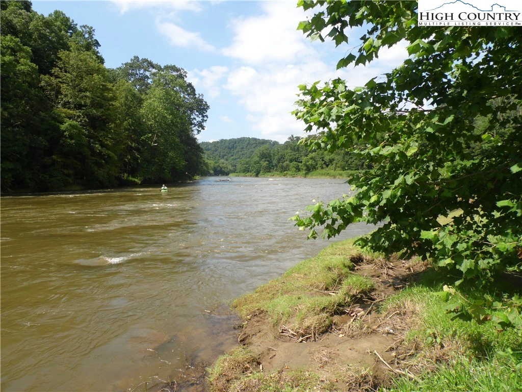 Image number 6 for the current listing
