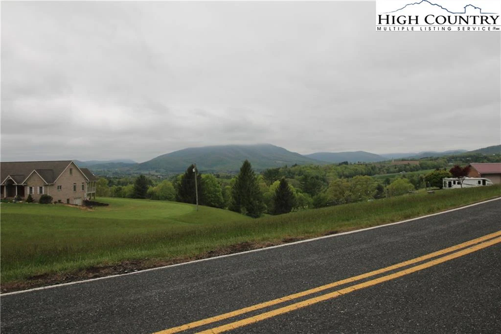 Image number 4 for the current listing