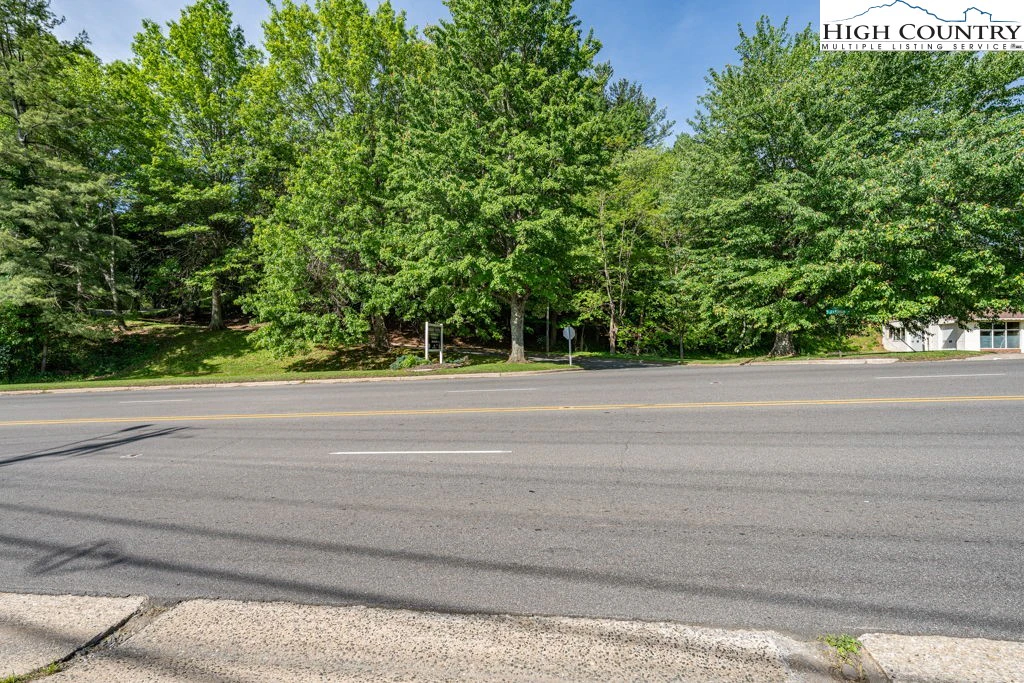 Image number 10 for the current listing