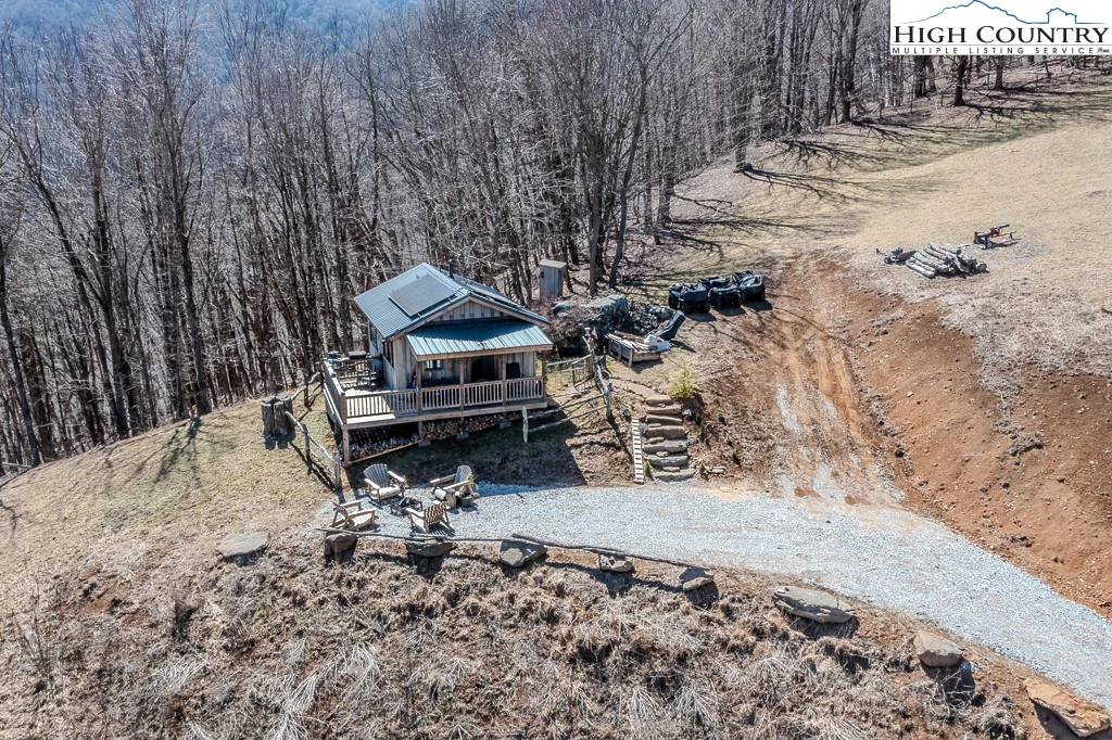 Image number 2 for the current listing