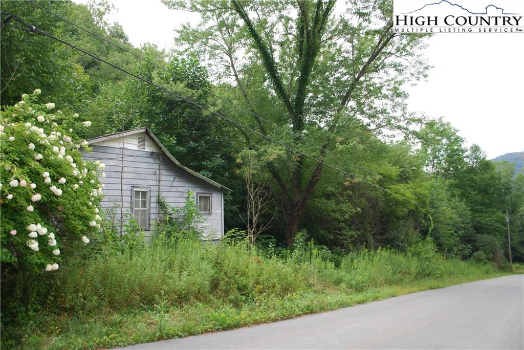 Image number 18 for the current listing
