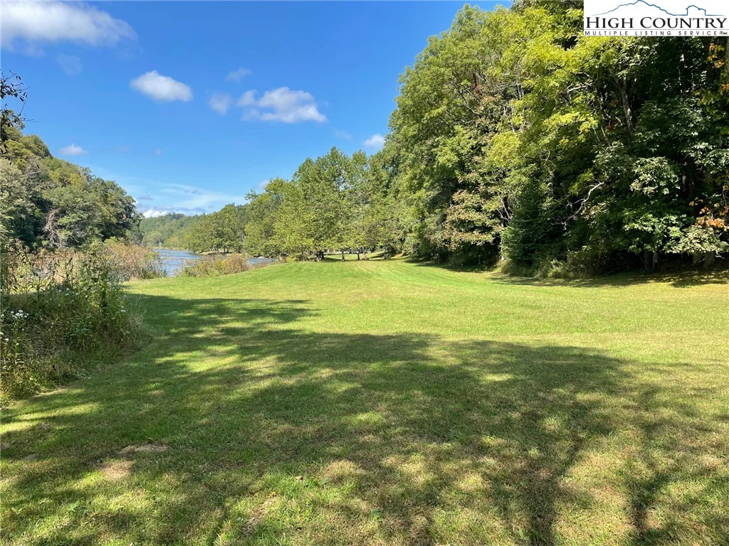 Image number 14 for the current listing