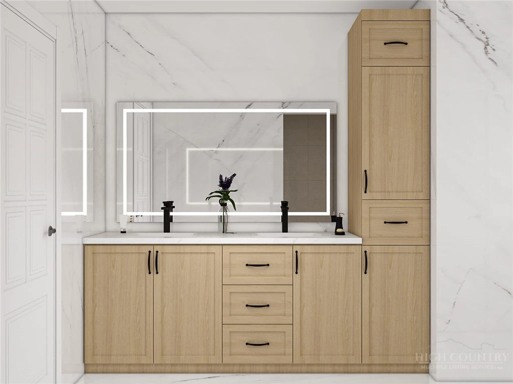 Image number 18 for the current listing