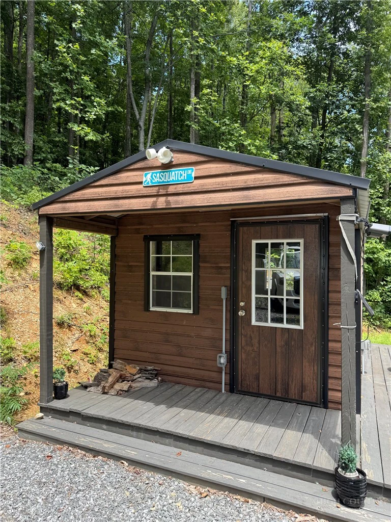 Image number 5 for the current listing