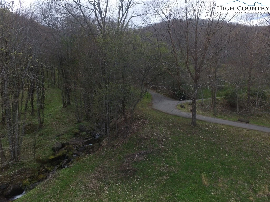 Image number 3 for the current listing
