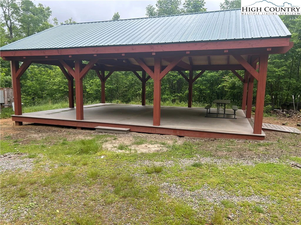 Image number 9 for the current listing