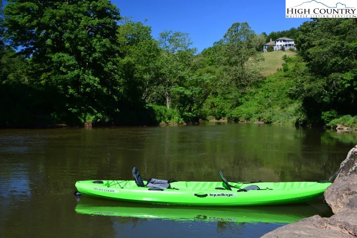 Image number 11 for the current listing