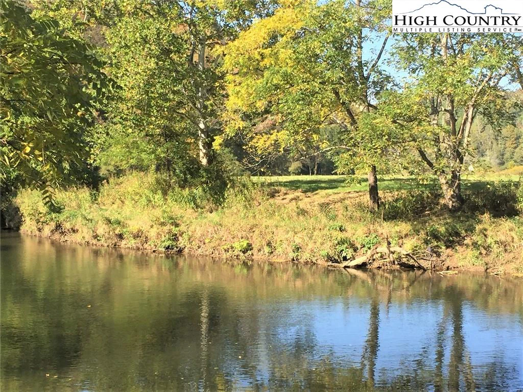 Image number 3 for the current listing