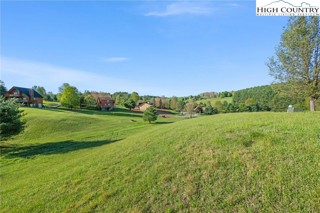 Image number 9 for the current listing