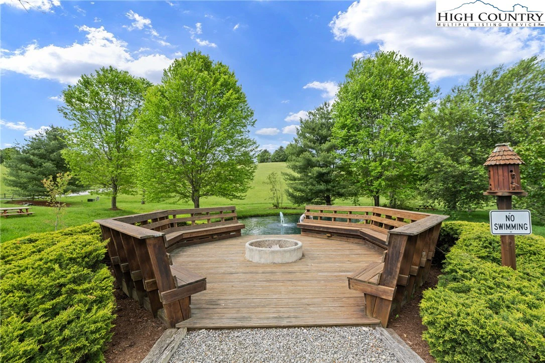 Image number 21 for the current listing