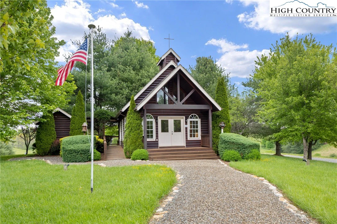 Image number 11 for the current listing