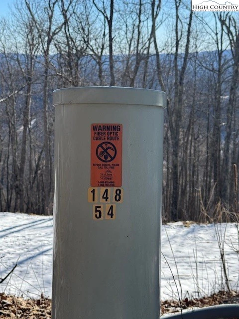 Image number 9 for the current listing