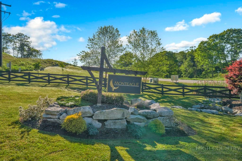Image number 18 for the current listing
