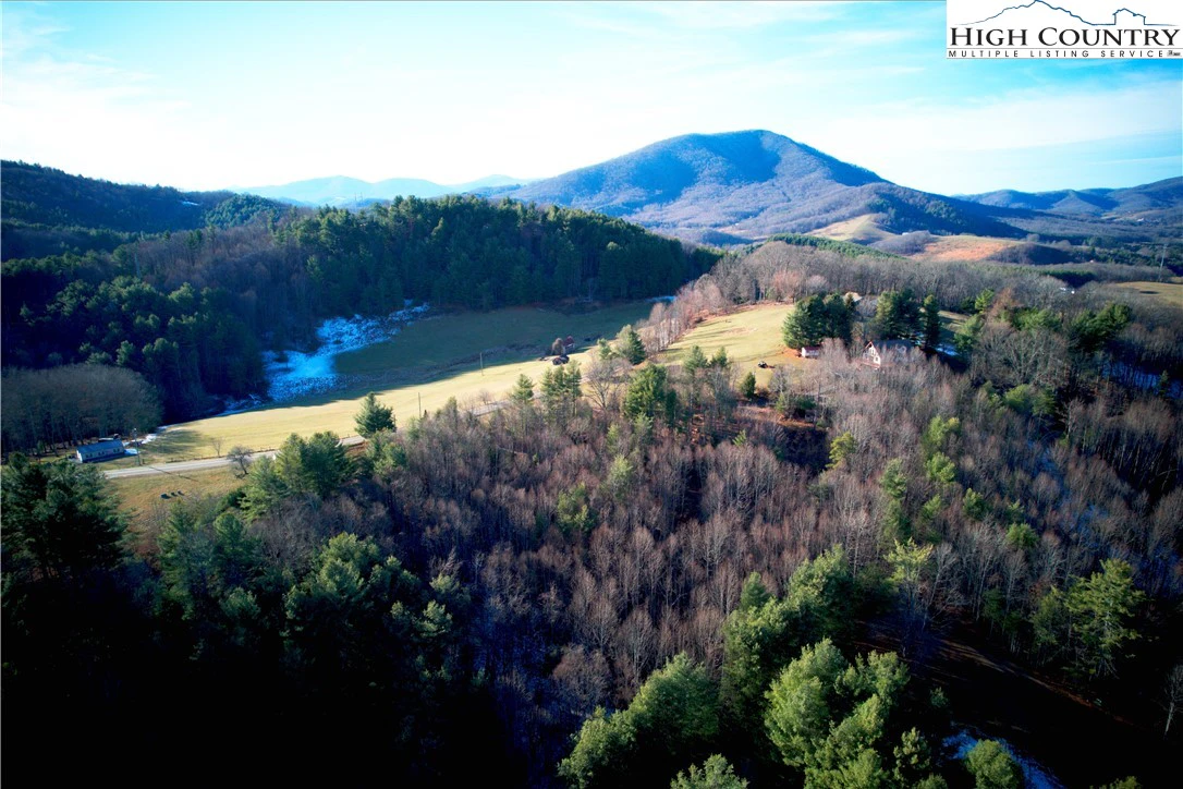 Image number 9 for the current listing