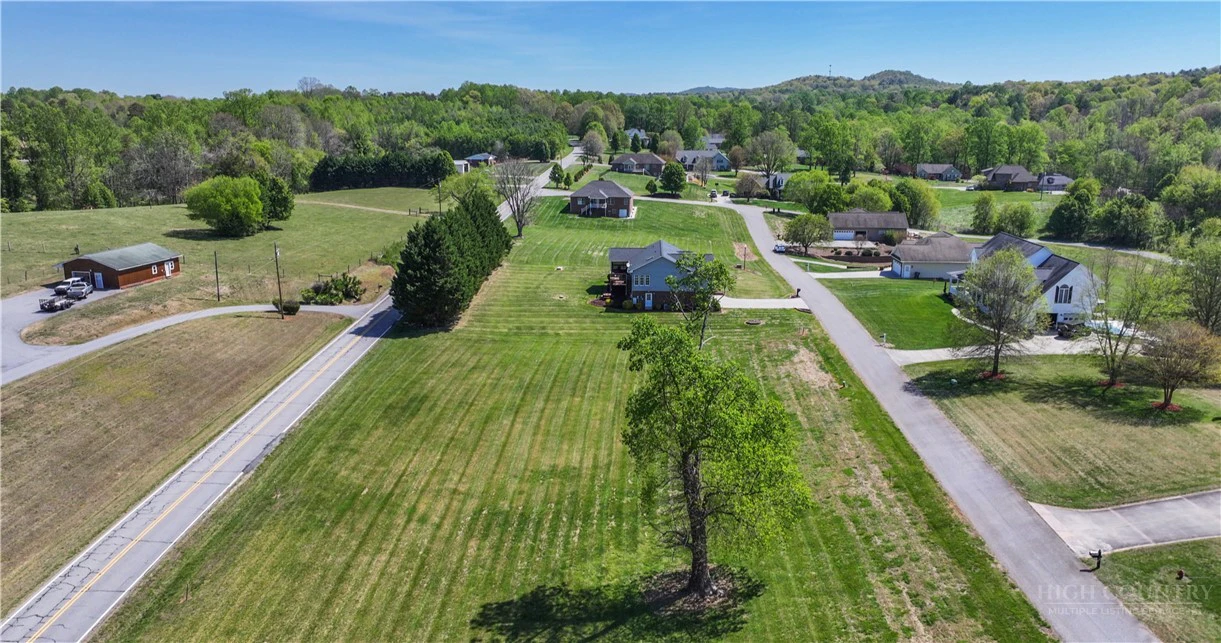 Image number 5 for the current listing