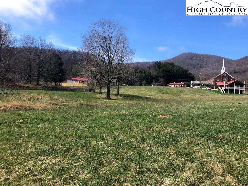 Image number 1 for the current listing