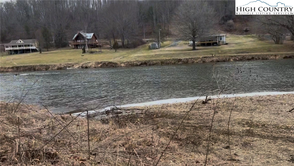Image number 6 for the current listing