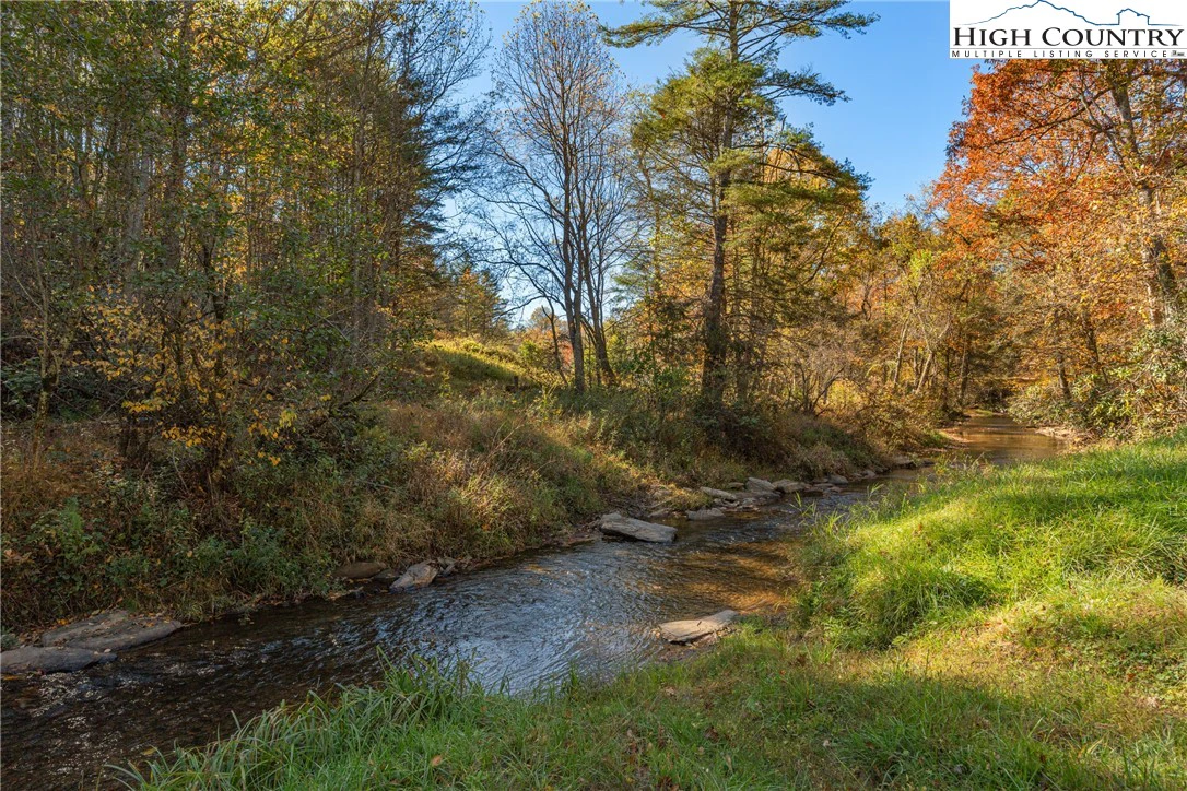 Image number 10 for the current listing