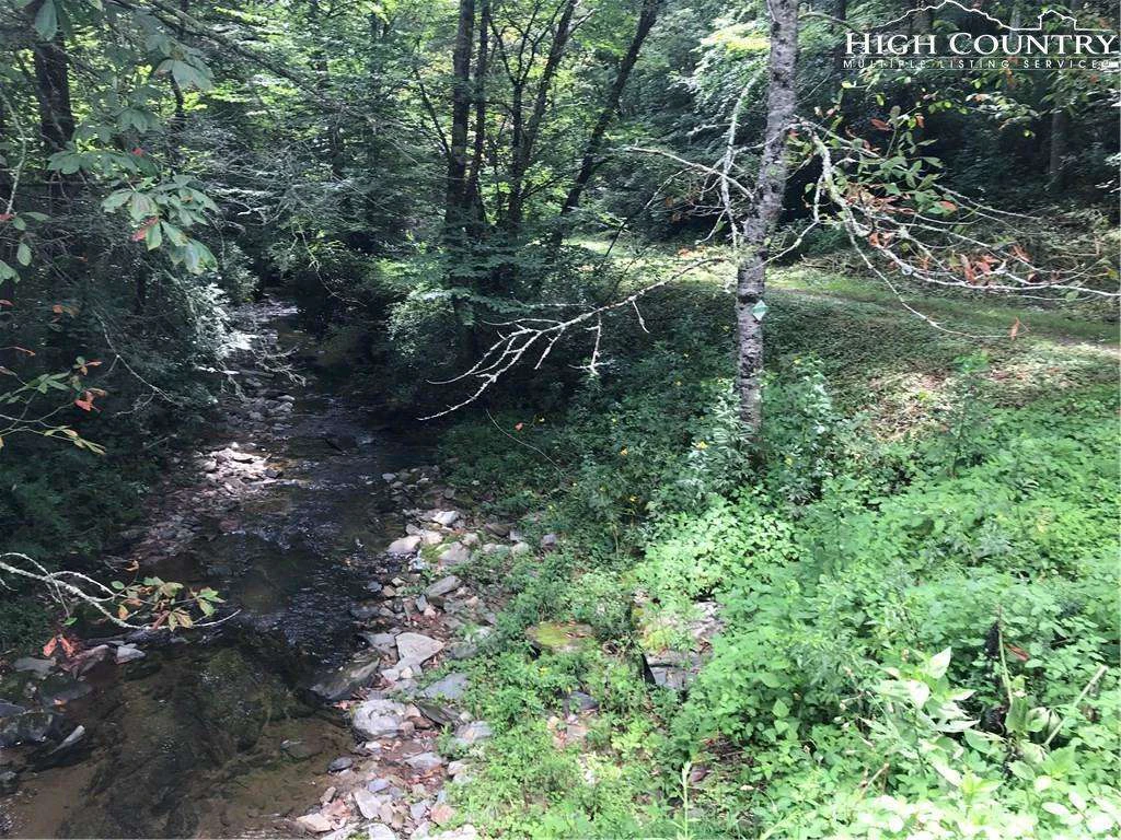 Image number 12 for the current listing