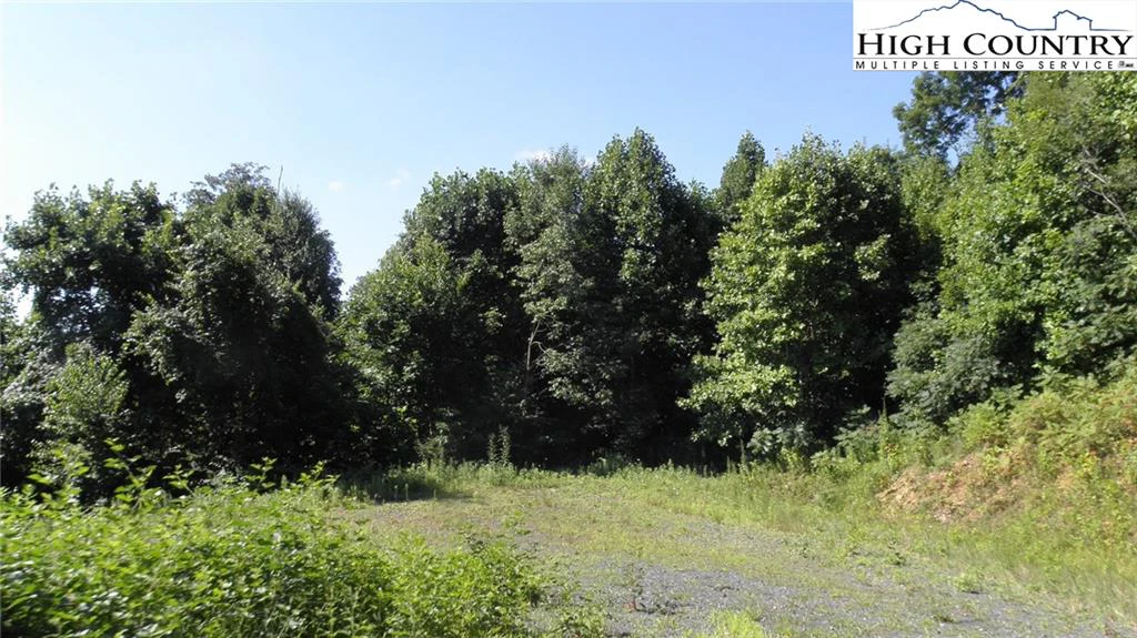 Image number 18 for the current listing